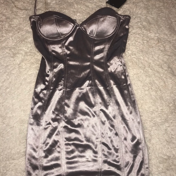 silver dress - Picture 1 of 3